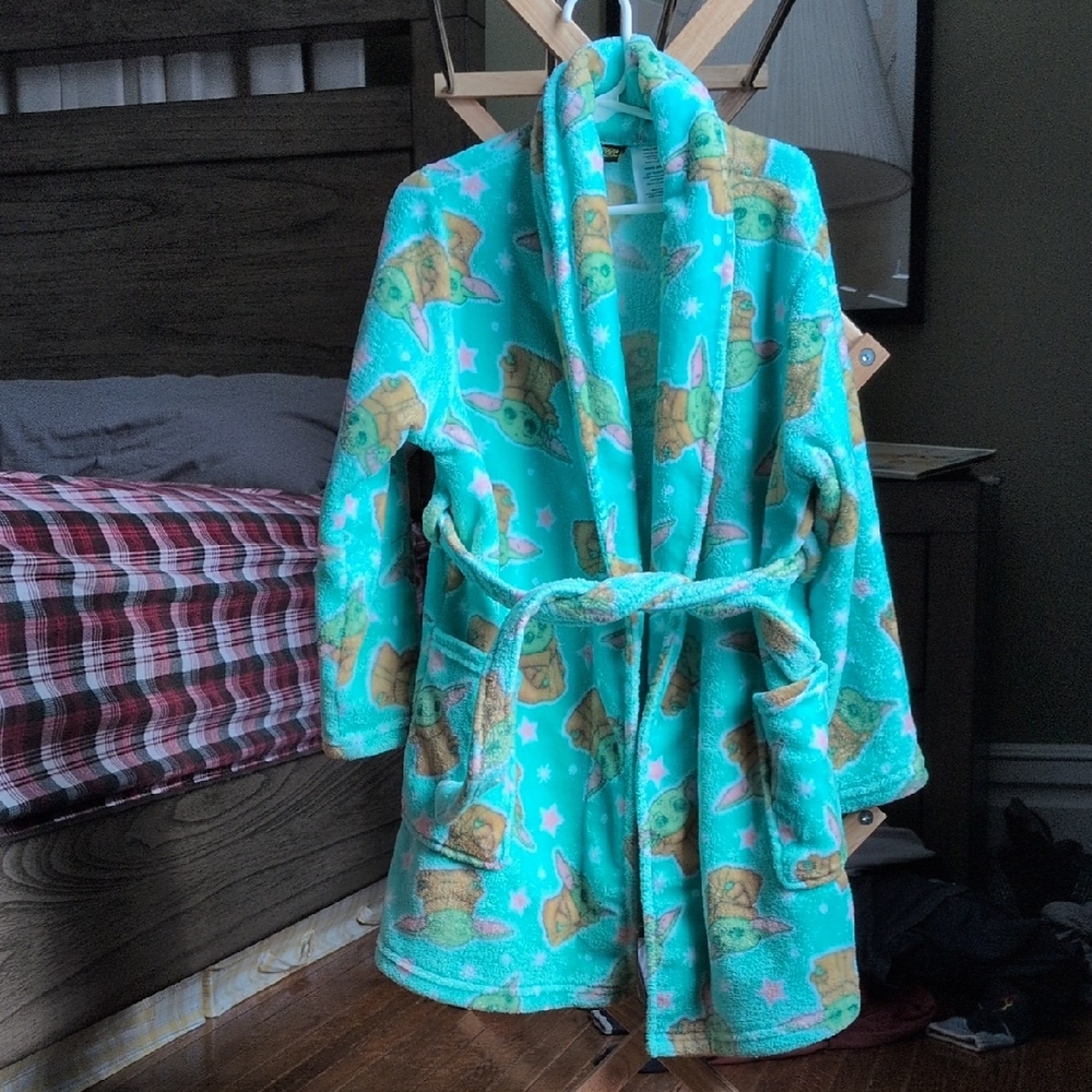 Grogu Star Wars Mandalorian bathrobe